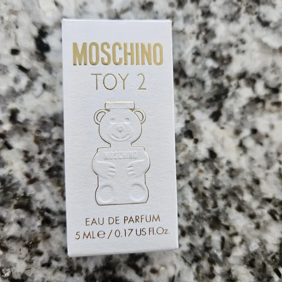 Beauty Bundle!! - Picture 3 of 8